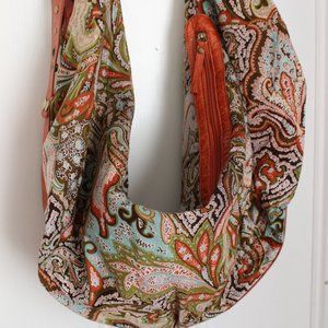 NWT Alba Extra Large Paisley Slouch Style Handbag